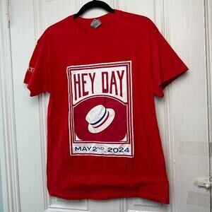 UPenn Hey Day 2024 Shirt Womens Medium Red Short Sleeve Crew Neck Ivy League